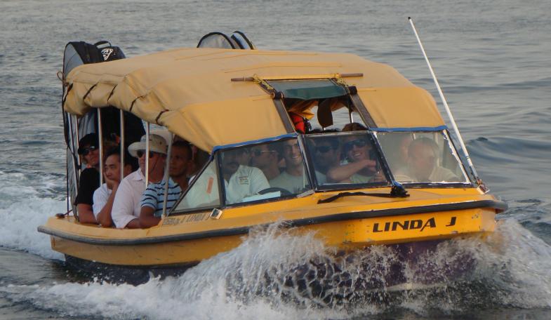 Saliendo de Almirante hacía Bocas con la lancha