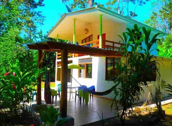 3 Bamboo Ecolodge