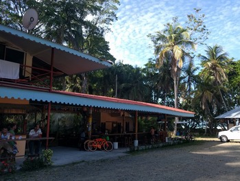 Paradise Beach Lodge and Restaurant