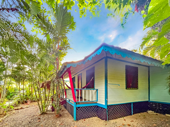 Casa Roble de Playa Negra