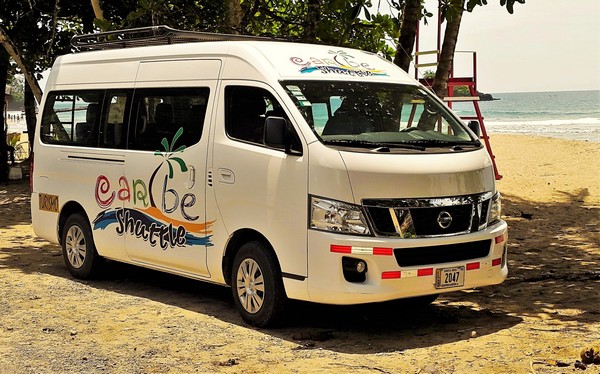 Uno de los shuttles operandos entre Bocas San José y Bocas del Toro